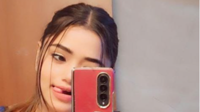 Make some nice plans to spend a quiet night with a genuinely clever lady from Navi Mumbai escort service