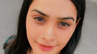 Meet a dreamy lady from Ghaziabad escort service and spend a night of exciting passion
